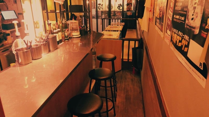明大前店内